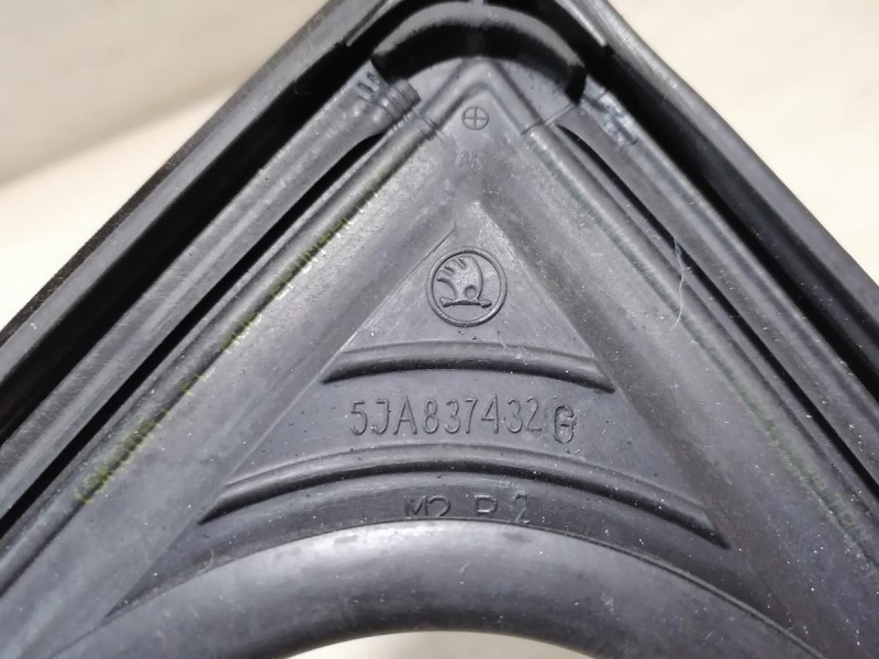 Rapid 2 бархотка верхняя передняя правая