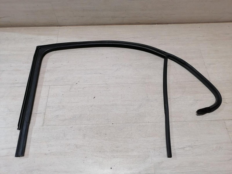 Rapid 2 бархотка верхняя задняя правая