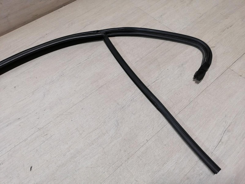 Rapid 2 бархотка верхняя задняя правая