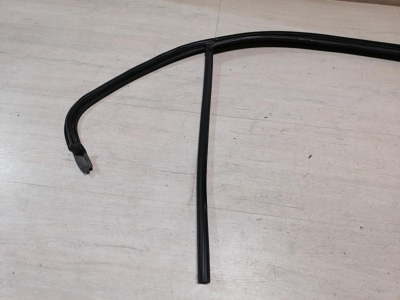 Rapid 2 бархотка верхняя задняя левая