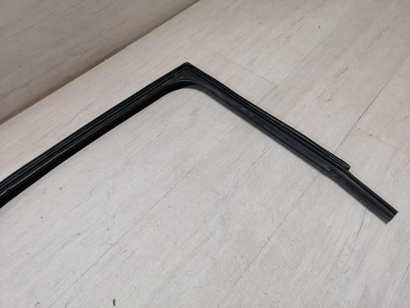 Rapid 2 бархотка верхняя задняя левая