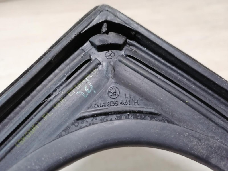 Rapid 2 бархотка верхняя задняя левая