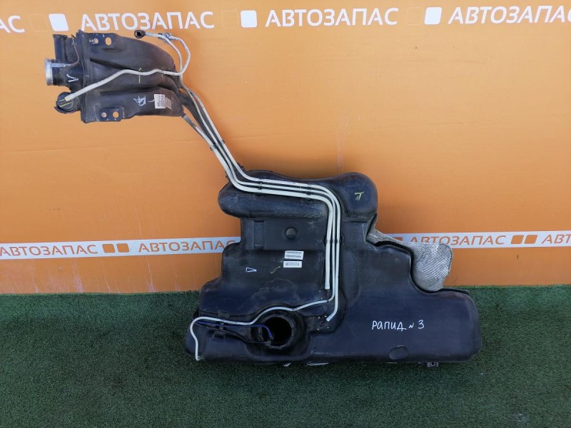 Rapid 2 бензобак