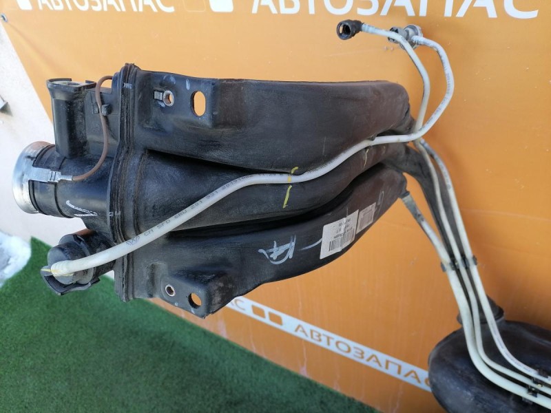 Rapid 2 бензобак