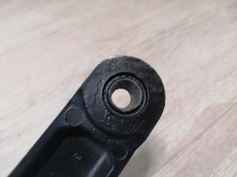 Rapid 2 поводок дворника левый правый к-кт