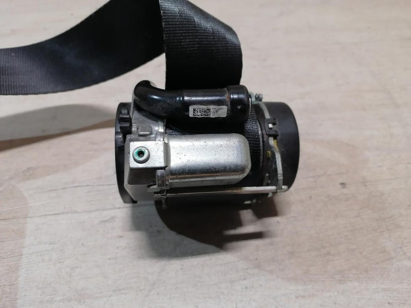 Rapid 2 ремень безопасности передний левый целый