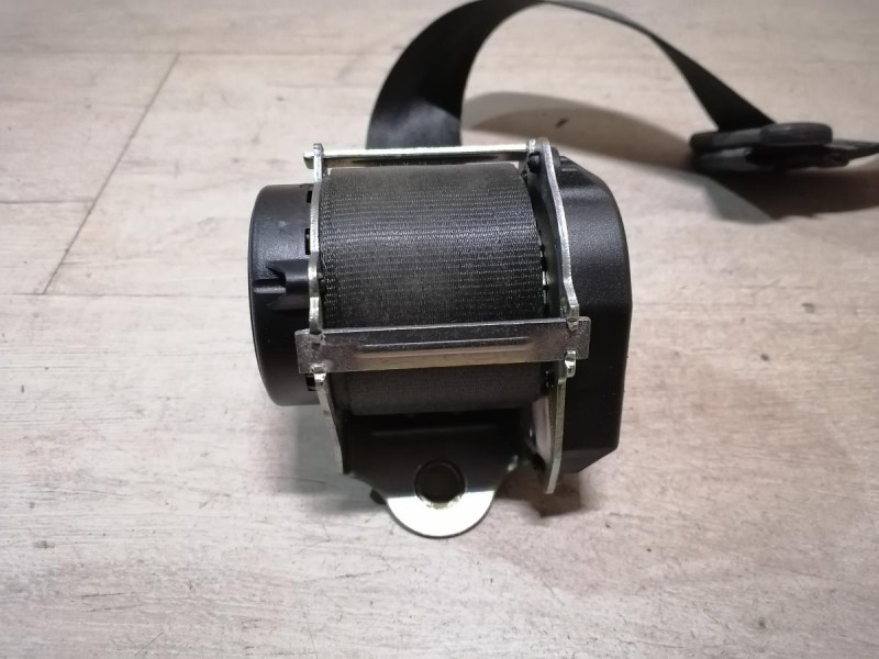 Rapid 2 ремень безопасности задний левый