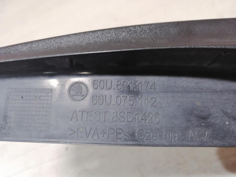 Rapid 2 брызговик передний правый