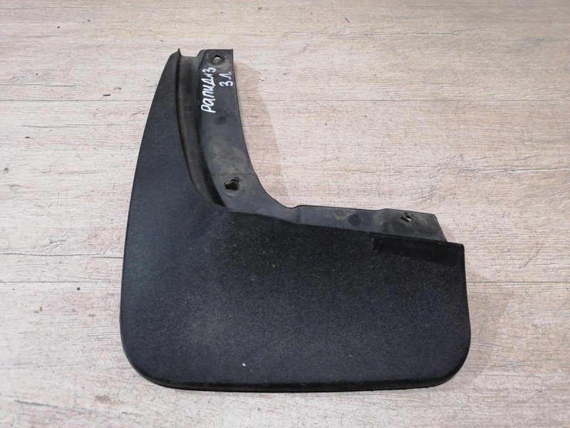 Rapid 2 брызговик задний левый