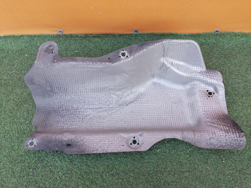 Rapid №2 тепловой экран глушителя 6ru825701e