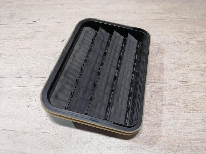 Rapid №2 решетка вентиляции багажника клапан