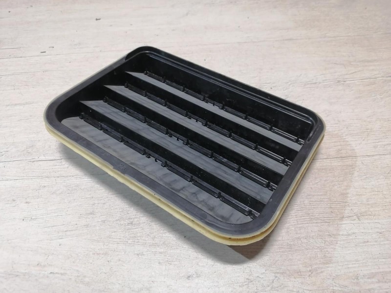 Rapid №2 решетка вентиляции багажника клапан