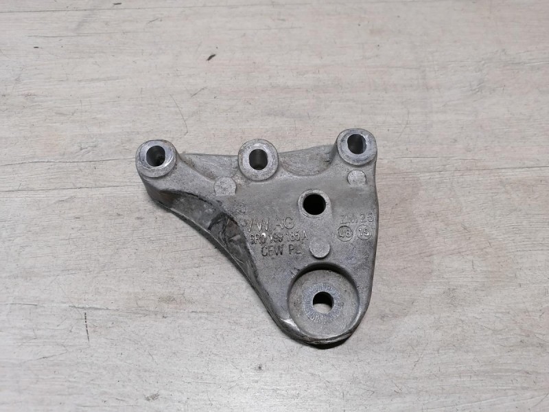 Rapid 2 кронштейн подушки двигателя правый