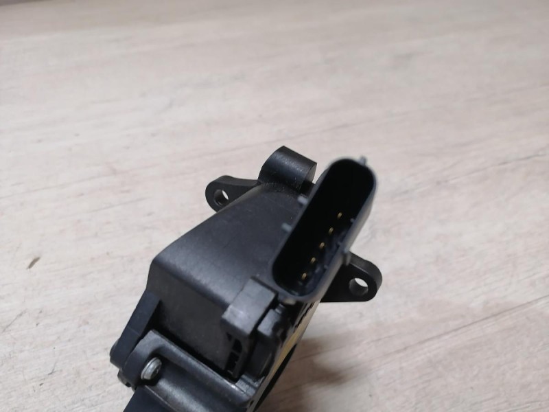 Rapid №2 педаль газа