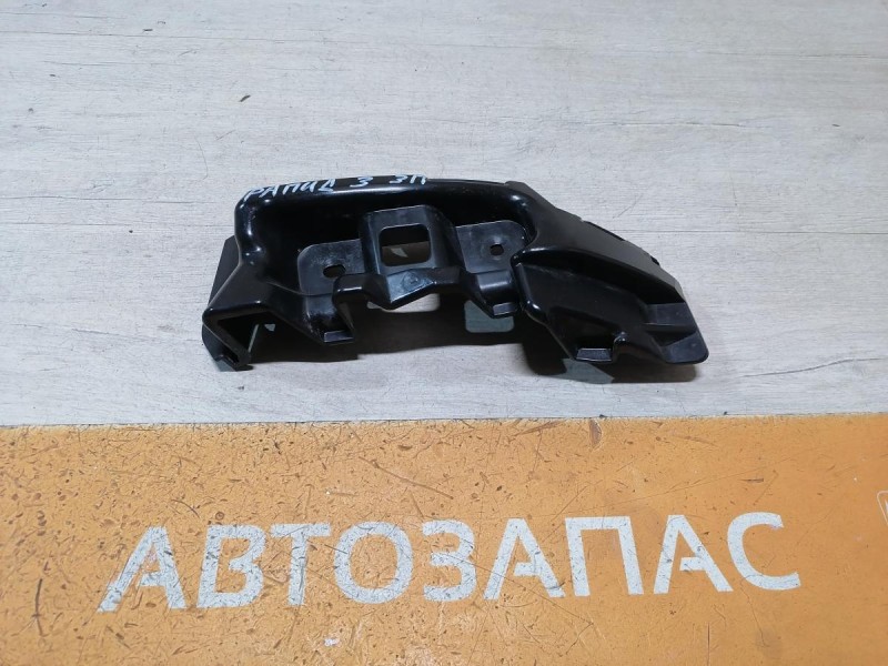 Rapid 2 крепление заднего бампера под фонарь правое