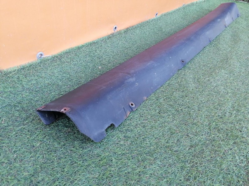 Niva №6 накладка порога левая