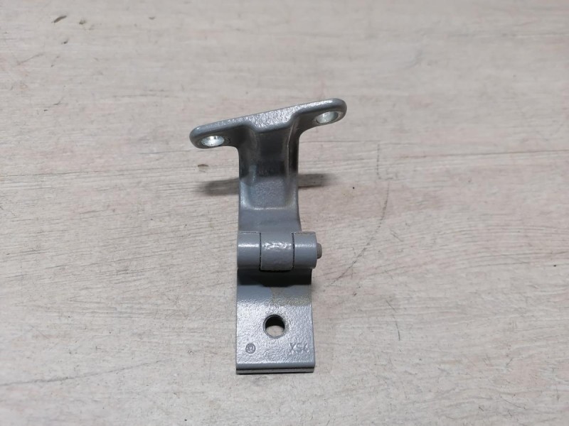 Rapid №2 петля багажника правая