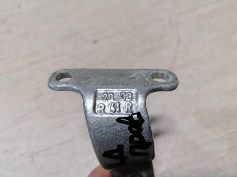 Rapid №2 петля багажника правая