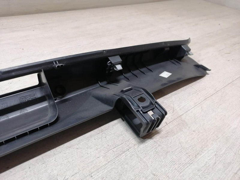 Rapid 2 обшивка задней панели накладка