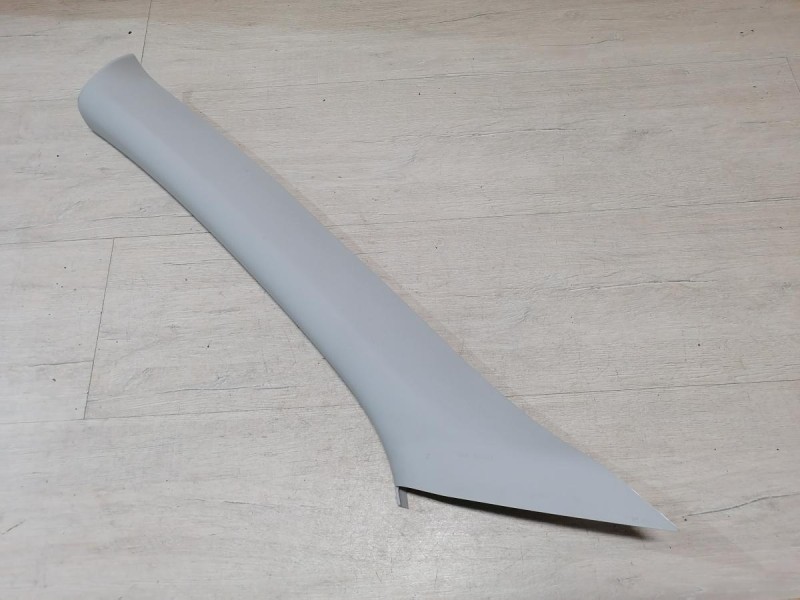 Rapid №2 обшивка передней стойки верхняя левая