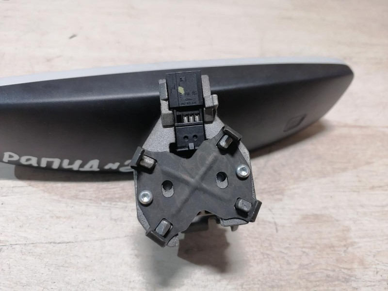 Rapid №2 зеркало салона авто