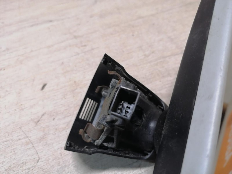 Rapid 2 зеркало салона авто