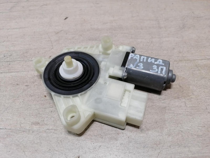 Rapid 2 моторчик стеклоподъемника задний правый