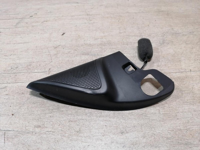 Rapid 2 заглушка зеркала с пищалкой правая