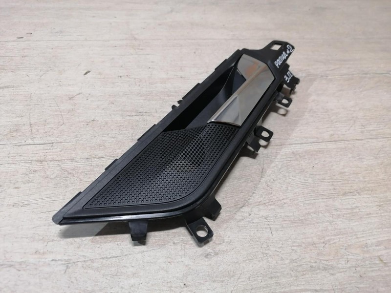 Rapid №2 ручка двери внутренняя задняя правая