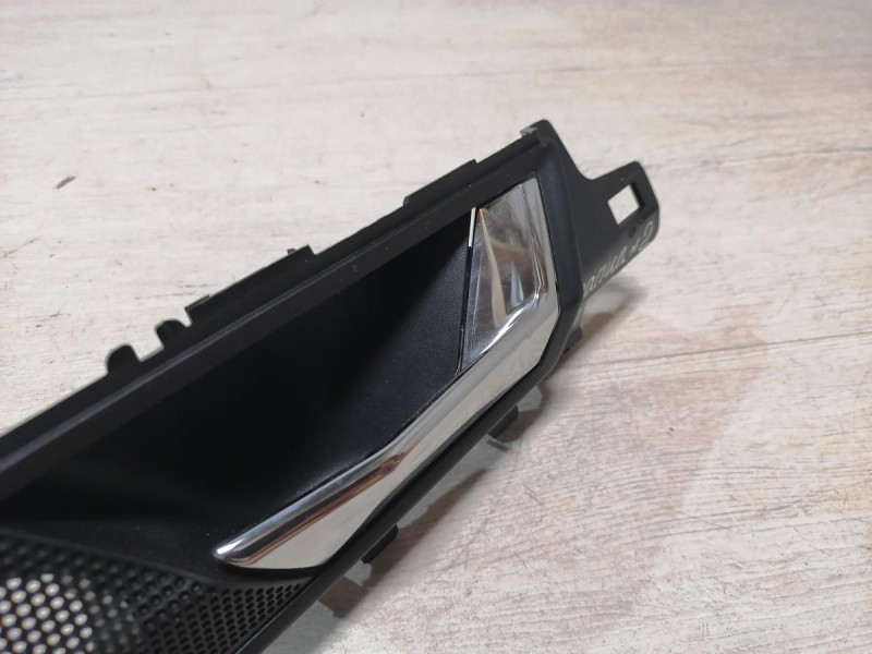 Rapid №2 ручка двери внутренняя задняя правая