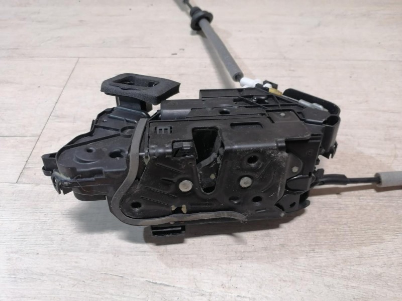 Rapid №2 замок двери передний левый