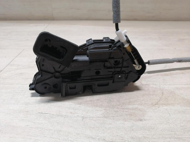 Rapid №2 замок двери передний левый