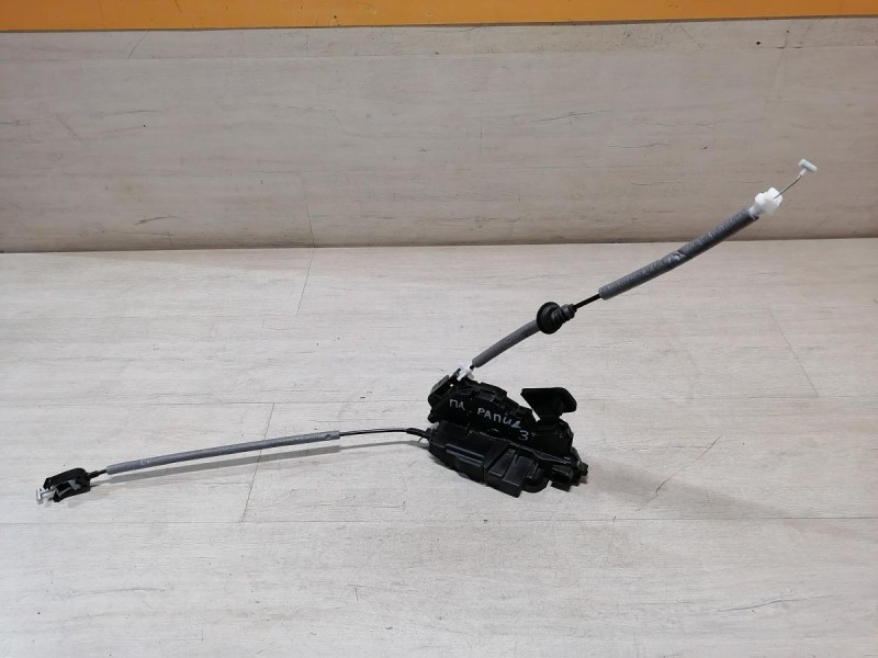 Rapid 2 замок двери передний левый