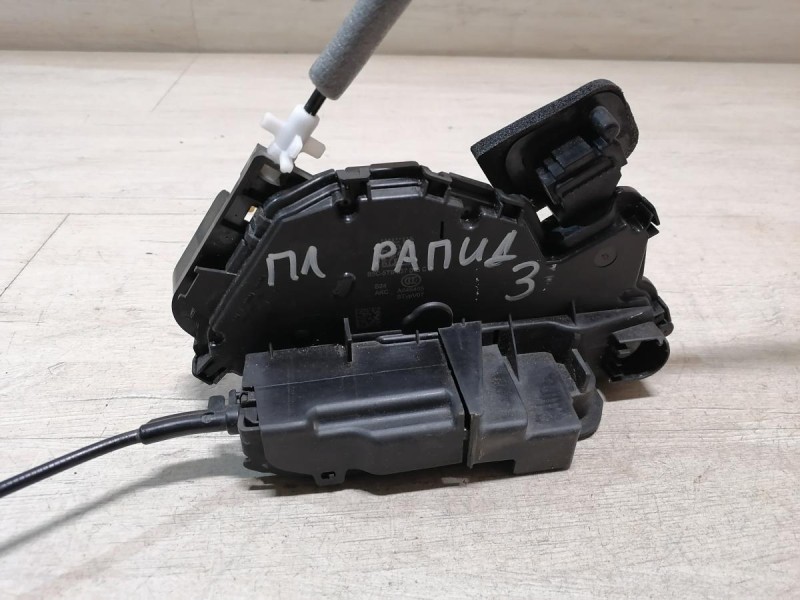 Rapid 2 замок двери передний левый