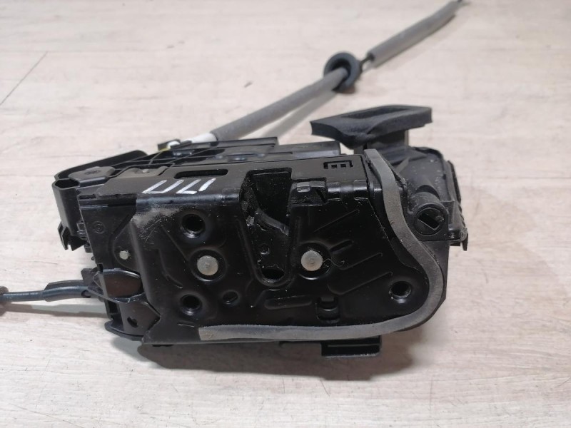 Rapid №2 замок двери передний правый