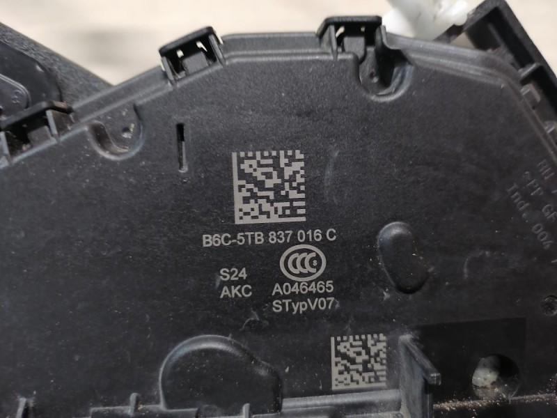 Rapid №2 замок двери передний правый