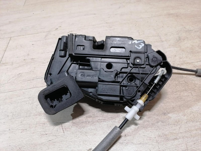 Rapid 2 замок двери передний правый