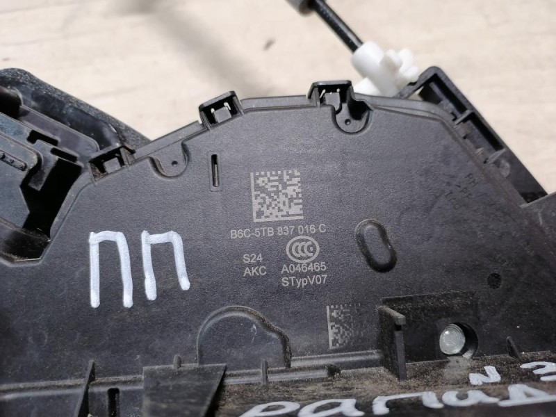 Rapid 2 замок двери передний правый