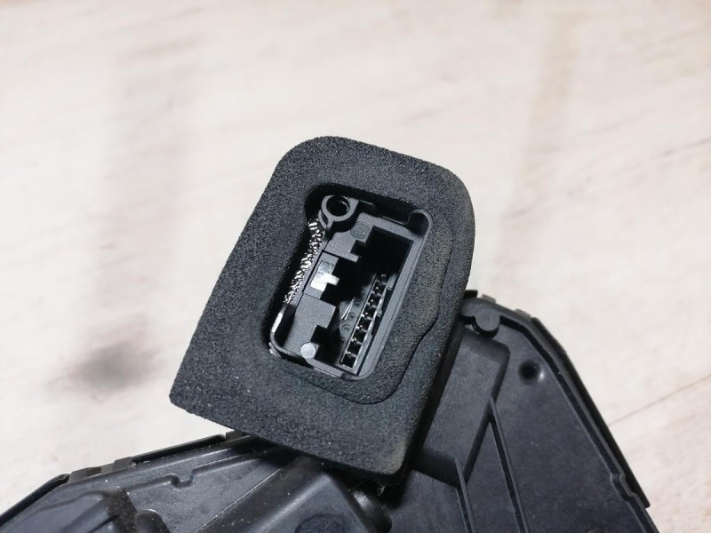 Rapid №2 замок двери задний правый