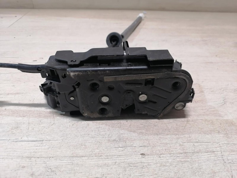 Rapid 2 замок двери задний левый