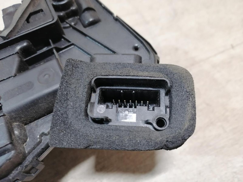 Rapid 2 замок двери задний левый