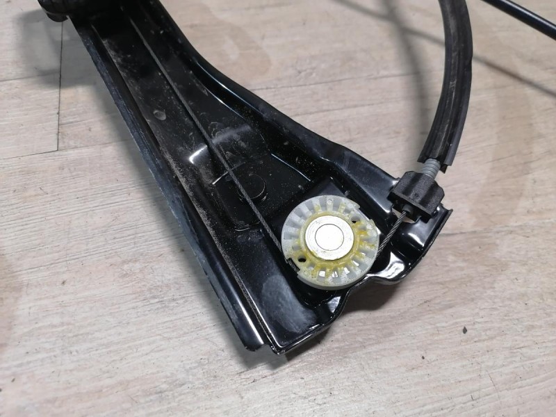 Rapid №2 стеклоподъемник передний левый