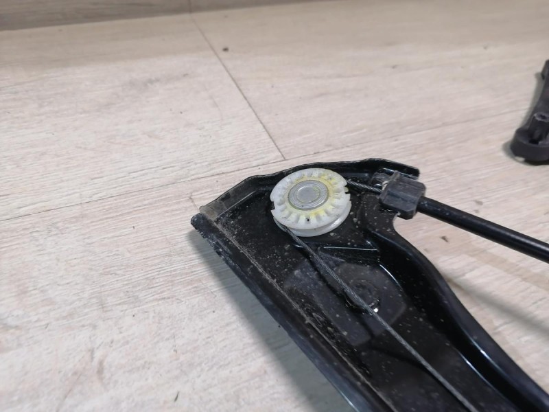 Rapid №2 стеклоподъемник передний левый