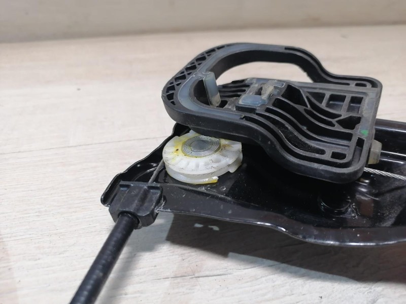 Rapid 2 стеклоподъемник передний правый