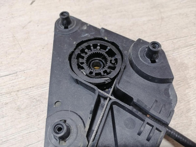 Rapid №2 стеклоподъемник задний левый