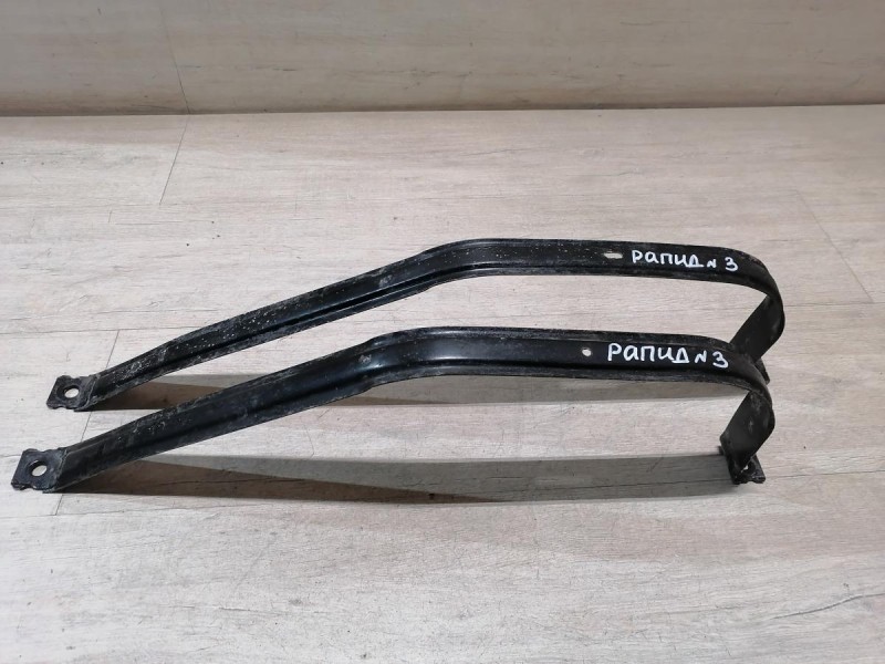 Rapid 2 крепление бензобака к-кт