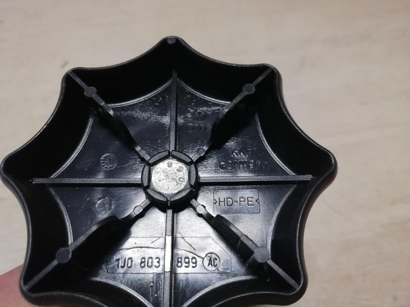 Rapid №2 фиксатор запаски крепление