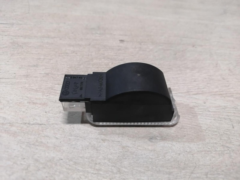 Rapid №2 плафон бардачка