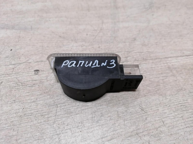 Rapid 2 плафон бардачка