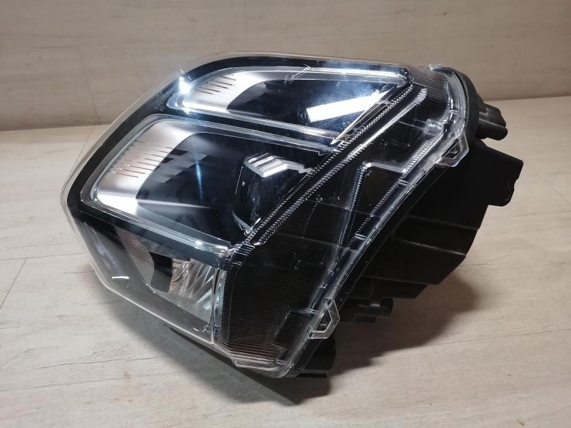 Omoda C5 фара левая деф